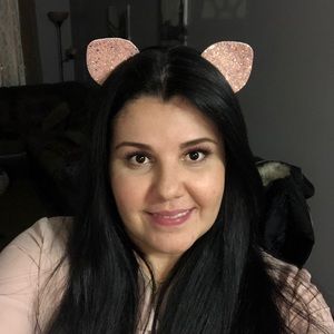 Meet your Posher, Miriam